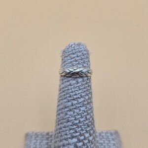 Size 3 Sterling Silver Simple Pattern Toe Band Ring A5714